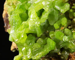 Pyromorphite on Limonite