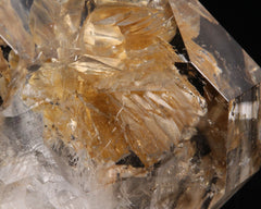 Quartz with Clay inclusions