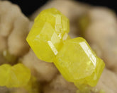 Sulfur on Aragonite