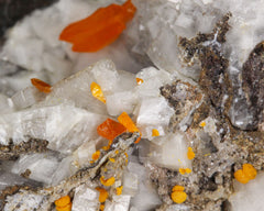 Wulfenite