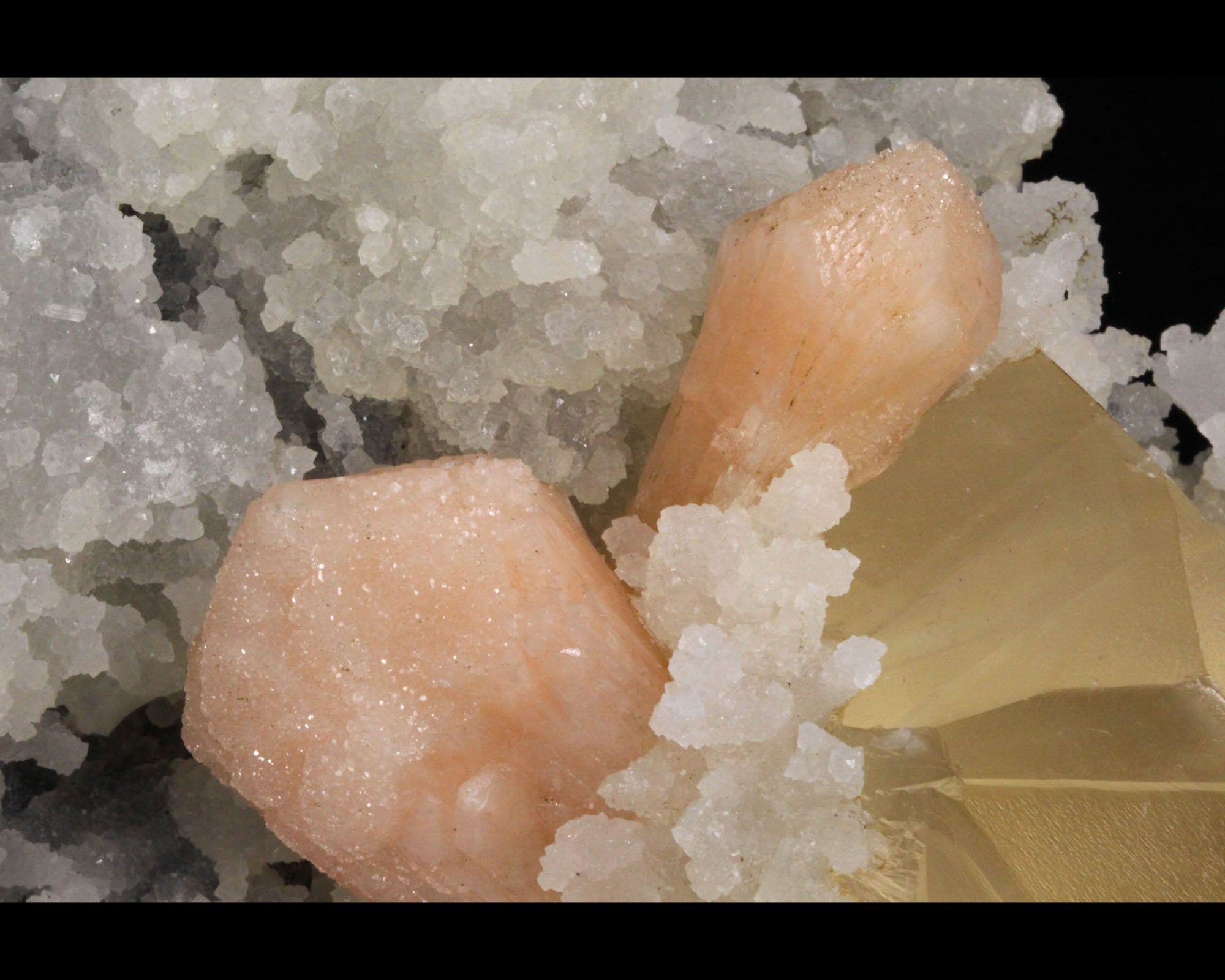 Calcite, Stilbite on Chalcedony and Quartz