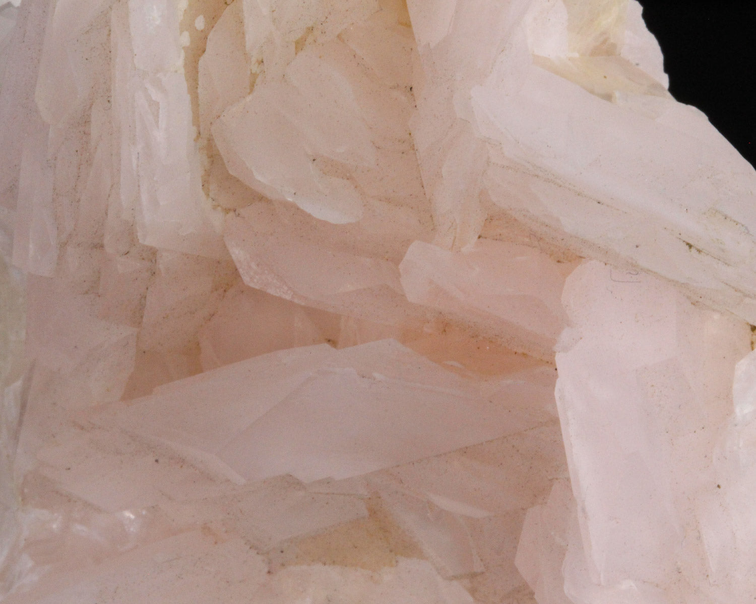 Magano Calcite