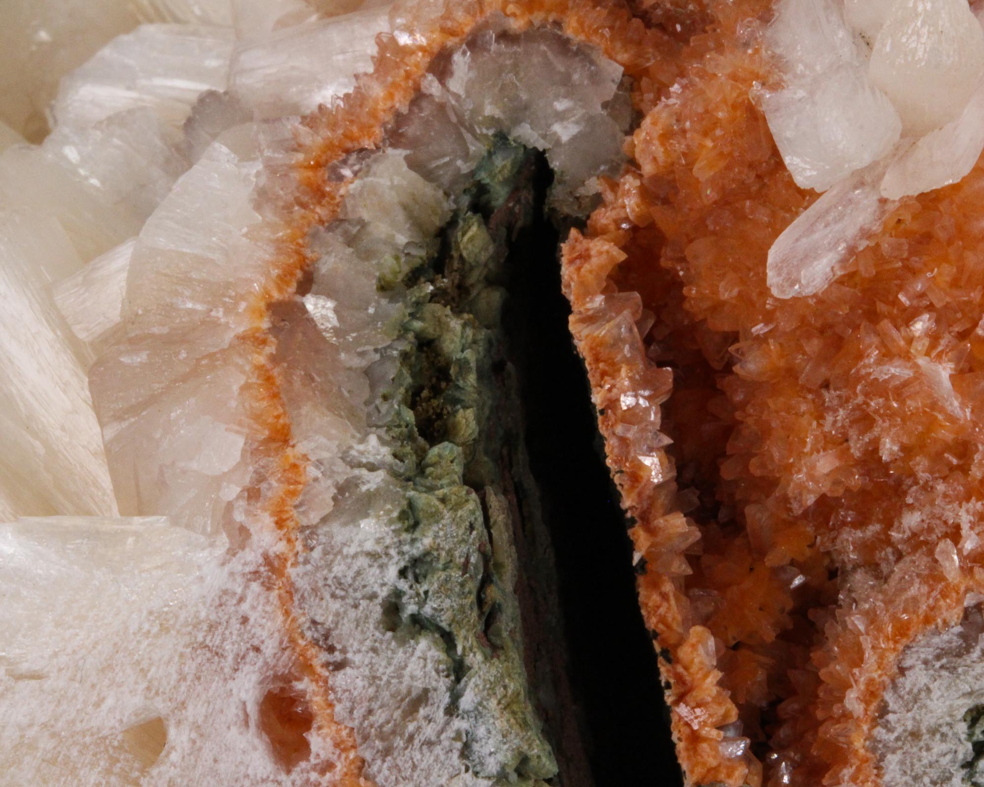 Heulandite with Stilbite