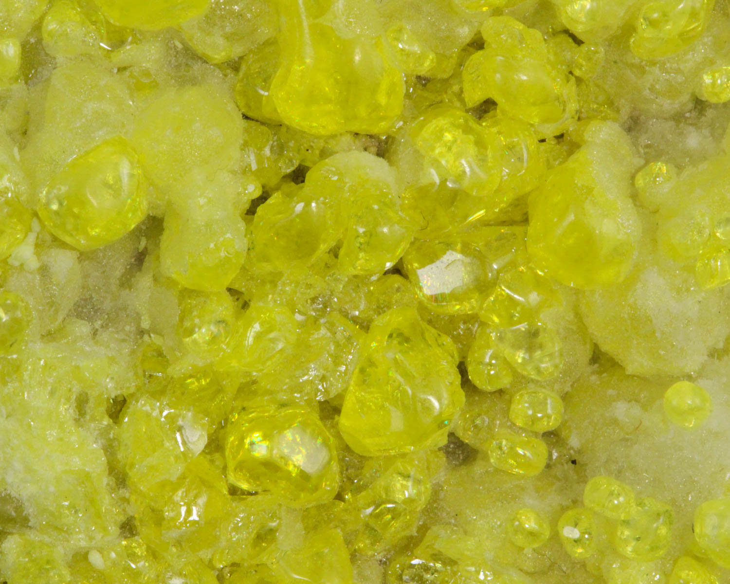 Sulfur with Calcite