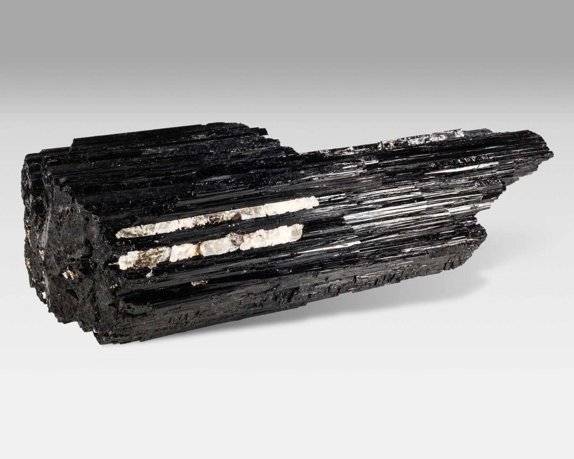 Tourmaline, Schorl